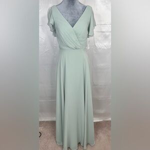 NWT Elegant Bridesmaid fully lined Dress with short flutter sleeves size 0